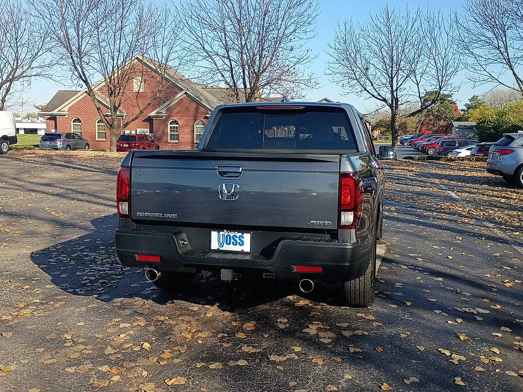 Used 2023 Honda Ridgeline RTL image 3