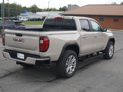 New 2026 GMC Canyon Elevation w/ Convenience Package image 3