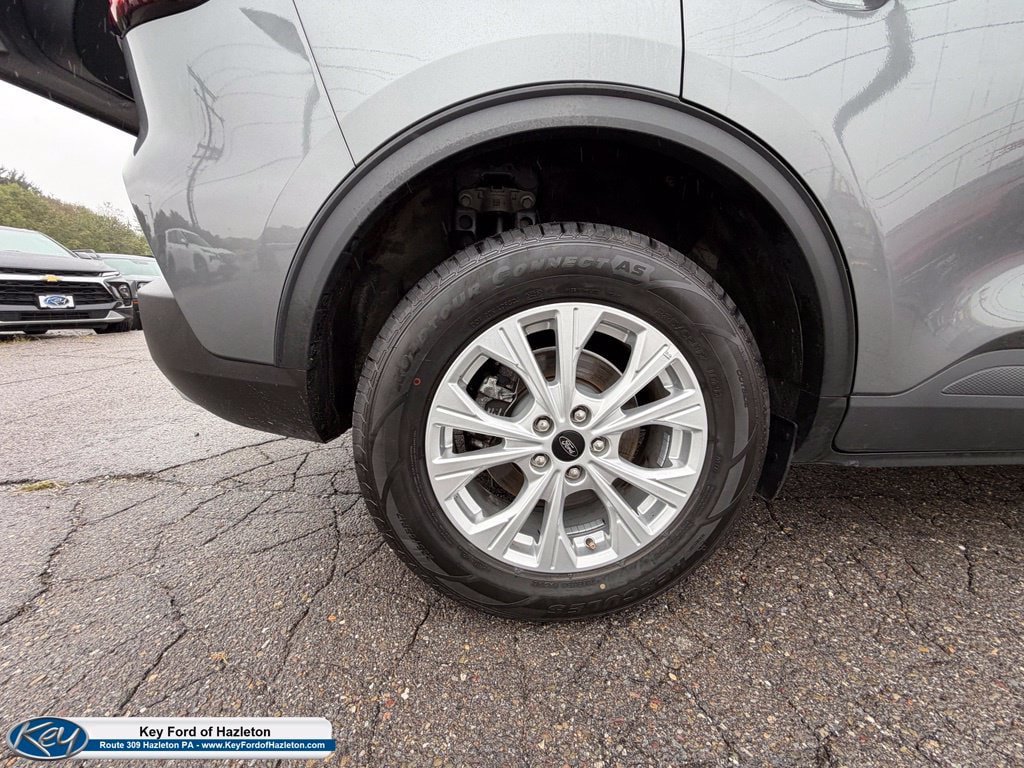 Used 2024 Ford Escape Active AWD/4WD image 9