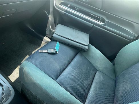 Used 2015 Toyota Prius C Two FWD image 31