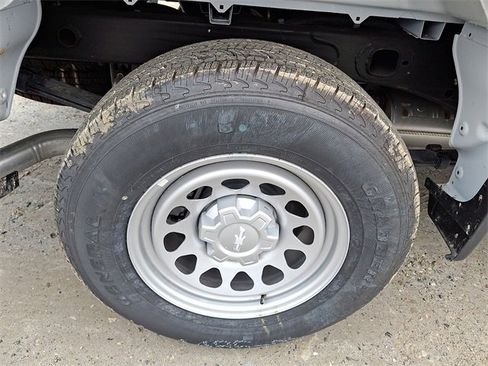 New 2025 Chevrolet Silverado 1500 W/T w/ WT Safety Package image 5