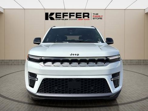 New 2026 Jeep Grand Wagoneer L 4WD image 8