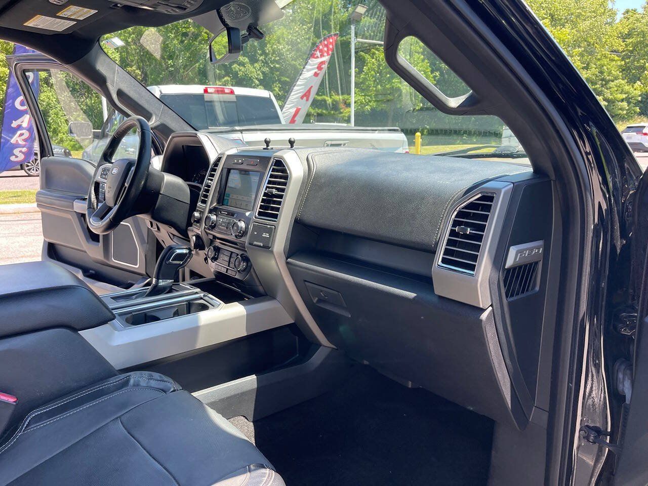 Used 2016 Ford F150 Lariat AWD/4WD image 34