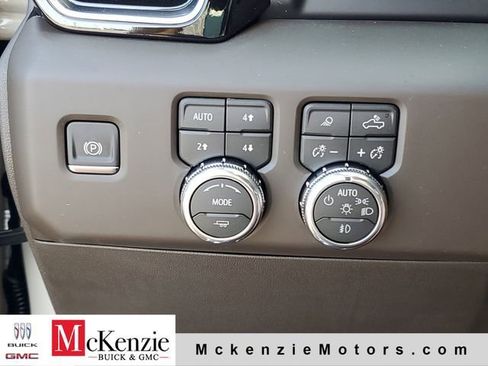 New 2026 GMC Sierra 1500 Denali w/ Denali Reserve Package AWD/4WD image 20