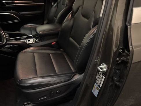 Certified 2024 Kia Telluride S FWD image 18
