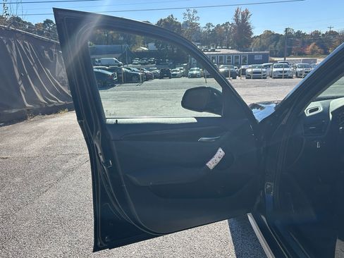 Used 2015 BMW X1 xDrive28i image 9