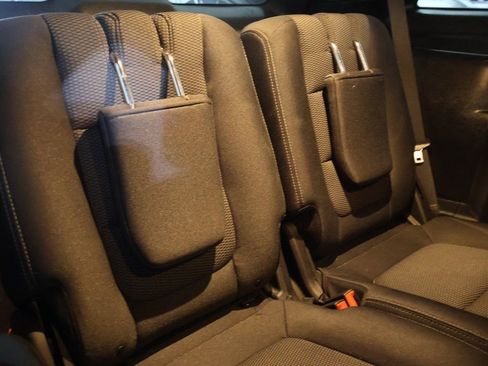 Used 2019 Ford Explorer XLT w/ Equipment Group 201A image 14