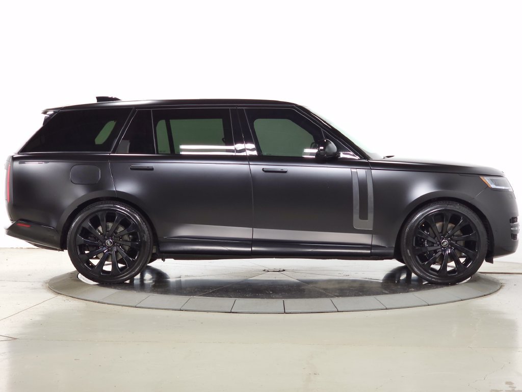 Used 2025 Land Rover Range Rover Long Wheelbase SE AWD/4WD image 10