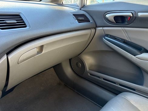 Used 2010 Honda Civic EX-L image 26