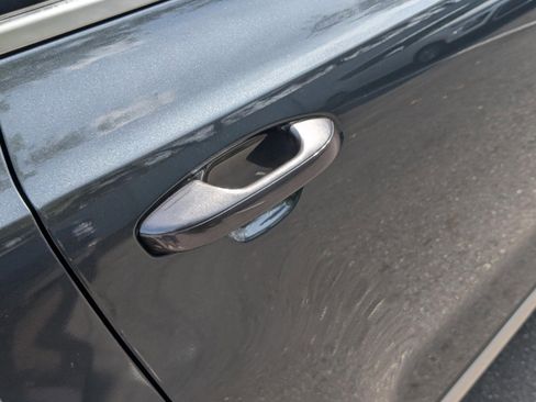 Certified 2024 Kia Telluride LX image 25