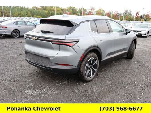 New 2026 Chevrolet Equinox EV LT image 7