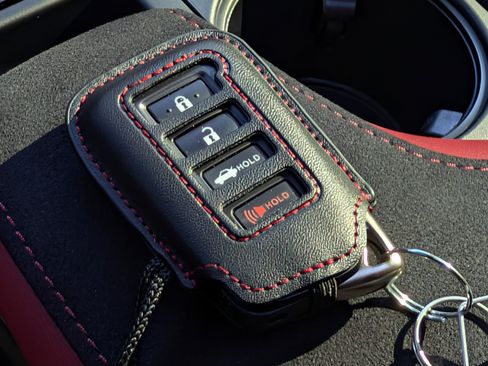 Used 2025 Lexus IS 500 w/ F-Sport Performance RWD image 37