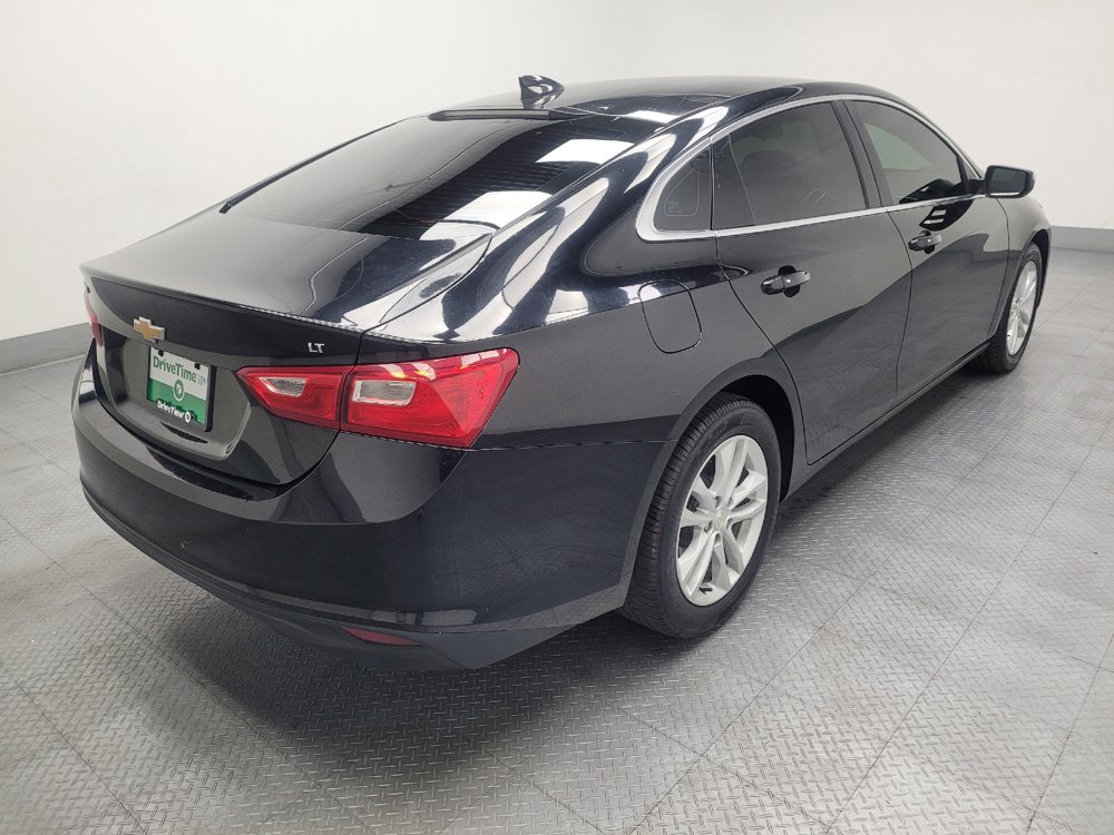 Used 2017 Chevrolet Malibu LT FWD image 9