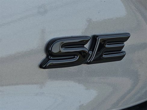 New 2026 Toyota Camry SE image 11