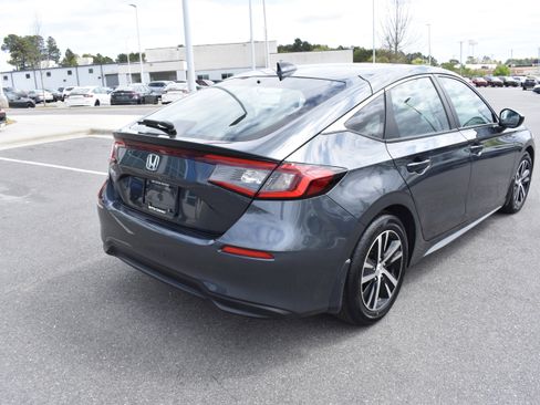 Used 2024 Honda Civic LX image 9