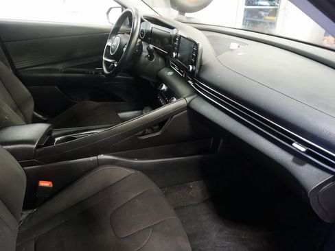 Used 2021 Hyundai Elantra SEL w/ Convenience Package image 21