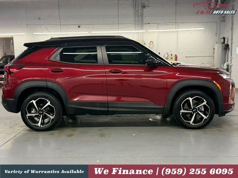Used 2022 Chevrolet TrailBlazer RS AWD/4WD image 6