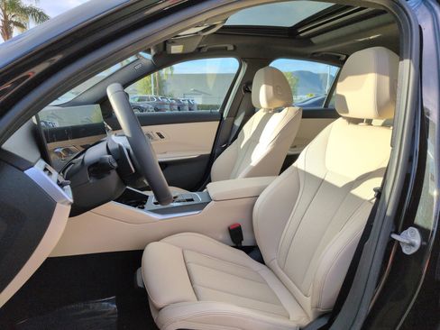 Used 2025 BMW 330i Sedan w/ Convenience Package image 16