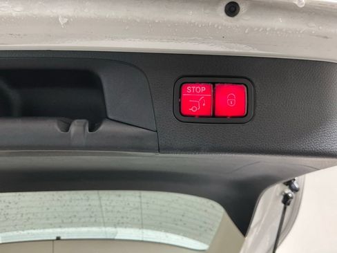 Used 2017 Mercedes-Benz GLC 300 image 29
