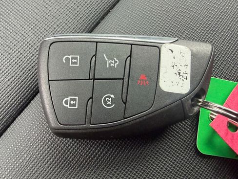 Used 2025 Buick Enclave Preferred image 35