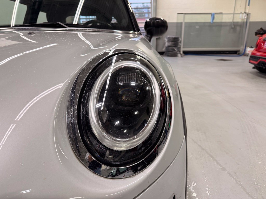 Used 2022 MINI Cooper S FWD image 9