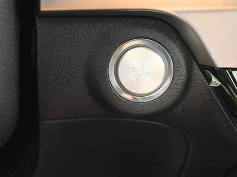 Used 2024 Kia Telluride EX image 31