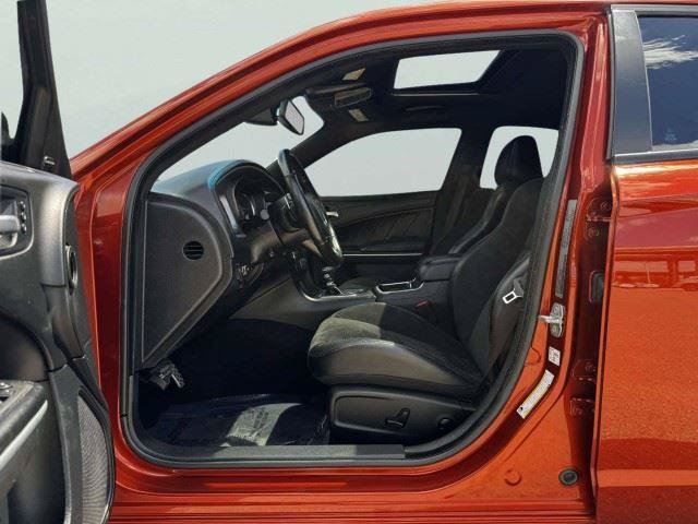 Used 2022 Dodge Charger Scat Pack RWD image 19