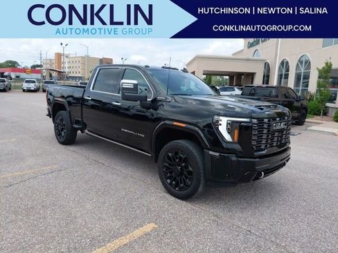 Used 2025 GMC Sierra 2500 Denali Ultimate w/ Max Trailering Package AWD/4WD image 1