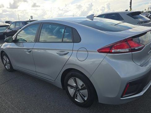 Used 2022 Hyundai Ioniq Blue image 4