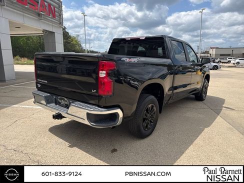 Used 2021 Chevrolet Silverado 1500 LT image 6