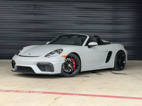 Certified 2022 Porsche 718 Boxster Spyder RWD image 1