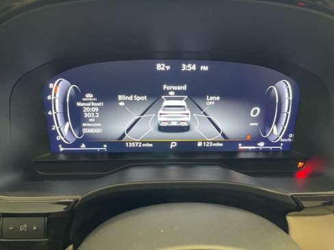 Used 2024 INFINITI QX60 Luxe w/ Vision Package FWD image 50