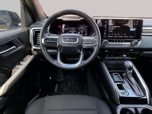 Used 2025 GMC Canyon Elevation w/ Convenience Package RWD image 6