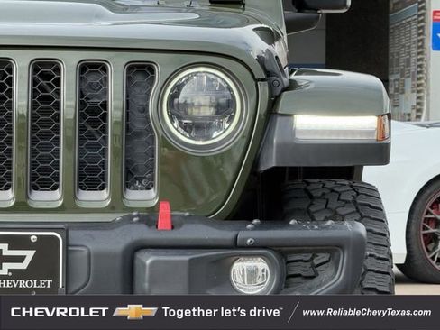Used 2023 Jeep Gladiator Rubicon w/ LED Lighting Group AWD/4WD image 4