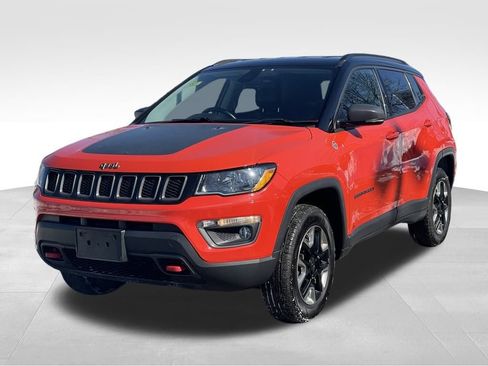 Used 2017 Jeep Compass Trailhawk image 2