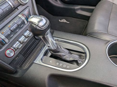 Used 2018 Ford Mustang GT Premium image 19