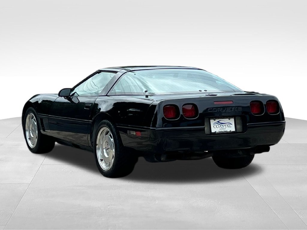 Used 1995 Chevrolet Corvette Coupe RWD image 11