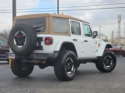Used 2018 Jeep Wrangler Unlimited Rubicon image 19