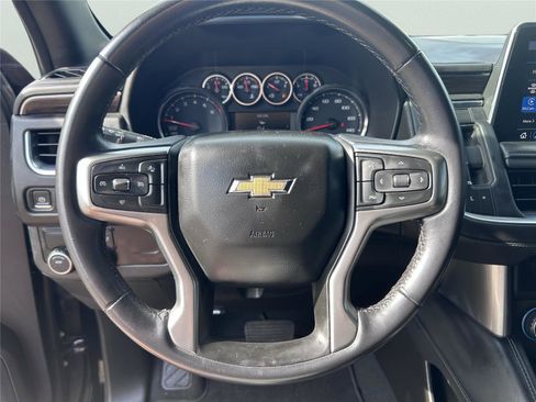 Used 2021 Chevrolet Suburban LS image 49