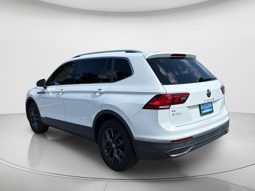 Certified 2022 Volkswagen Tiguan SE FWD image 8