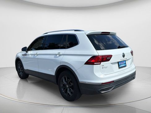 Used 2022 Volkswagen Tiguan SE FWD image 8