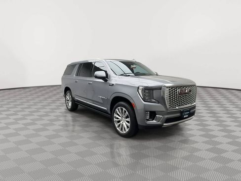 Certified 2023 GMC Yukon XL Denali AWD/4WD image 40