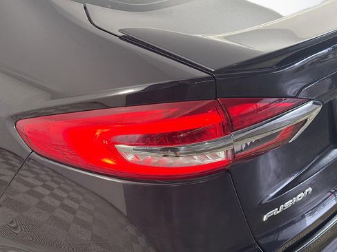 Used 2019 Ford Fusion SE w/ Equipment Group 151A image 36