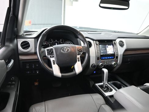 Used 2019 Toyota Tundra Limited w/ Limited Premium Package image 20