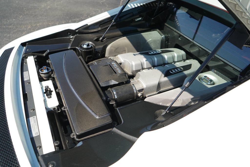 Used 2012 Audi R8 V10 AWD/4WD image 40