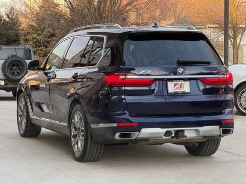 Used 2022 BMW X7 xDrive40i w/ Premium Package image 9