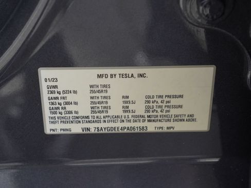 Used 2023 Tesla Model Y Long Range AWD/4WD image 25