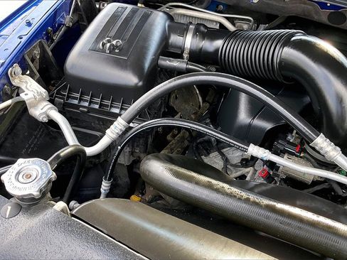 Used 2018 RAM 1500 Rebel w/ Luxury Group image 32