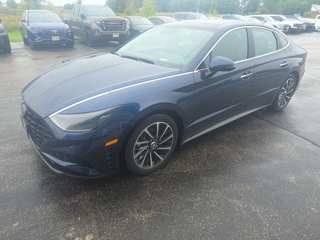 Used 2021 Hyundai Sonata Limited w/ Winter Weather Package FWD image 9