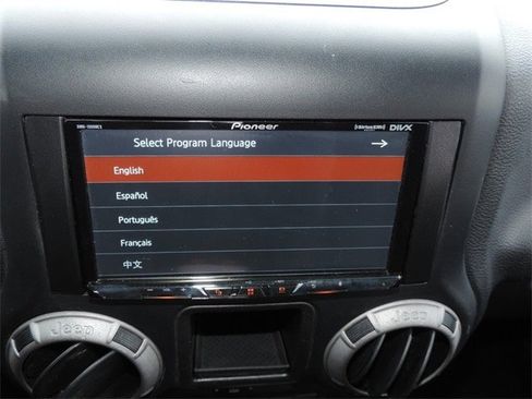 Used 2015 Jeep Wrangler Sport image 18